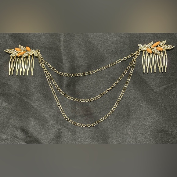 🌟3/$5🌟Trendy Jewels Hair Accessory - Picture 1 of 6